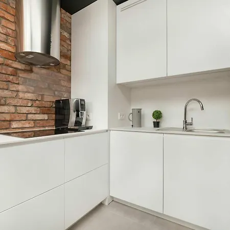 Apartment Elegancki Z Klimatyzowanym Salonem, Wanna I Parkingiem W Centrum Lodzi By Renters Prestige *