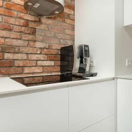 Elegancki Z Klimatyzowanym Salonem, Wanna I Parkingiem W Centrum Lodzi By Renters Prestige Lodz (Lodz)
